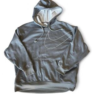 Nike Men’s Grey Therma-FIT Hoodie
